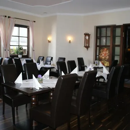 Marktschänke Hotel 3*
